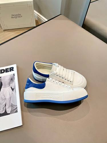 Picture of Alexander McQueen Shoes Women _SKUfw93244876fw